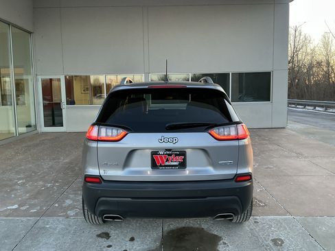 Used 2021 Jeep Cherokee Latitude Lux w/ Sun & Sound Group image 21