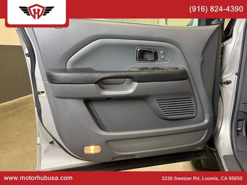Used 2004 Honda Pilot EX image 32