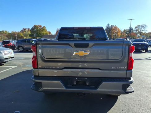 Used 2021 Chevrolet Silverado 1500 Custom image 26