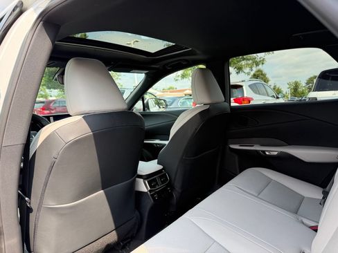 Used 2024 Lexus RX 350 Premium w/ Accessory Package (Z1) AWD/4WD image 17