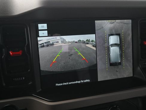 Certified 2022 Ford Bronco Wildtrak image 36