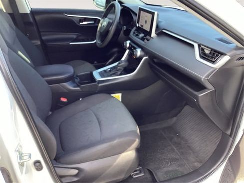 Used 2023 Toyota RAV4 AWD Hybrid image 15