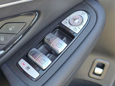 Certified 2021 Mercedes-Benz GLC 300 4MATIC image 24