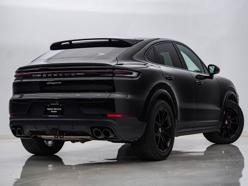 Certified 2026 Porsche Cayenne Coupe AWD/4WD image 11