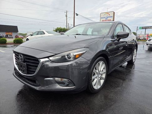 Used 2017 MAZDA MAZDA3 Grand Touring w/ Premium Equipment Package FWD image 2