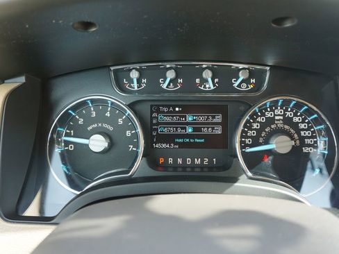 Used 2011 Ford F150 Lariat RWD image 6
