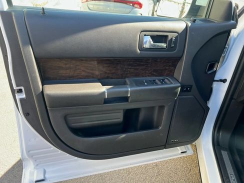 Used 2019 Ford Flex Limited AWD/4WD image 20