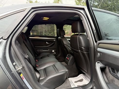 Used 2009 Audi S8 AWD/4WD image 22