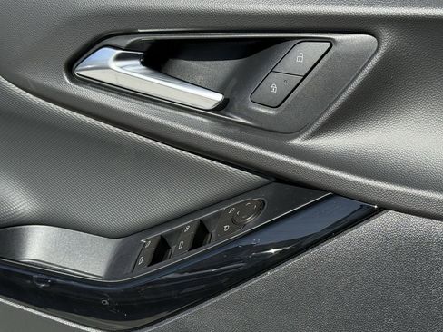 New 2026 Chevrolet Equinox LT image 19