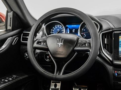 Used 2017 Maserati Ghibli S Q4 AWD/4WD image 14