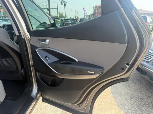 Used 2017 Hyundai Santa Fe Sport AWD/4WD image 18