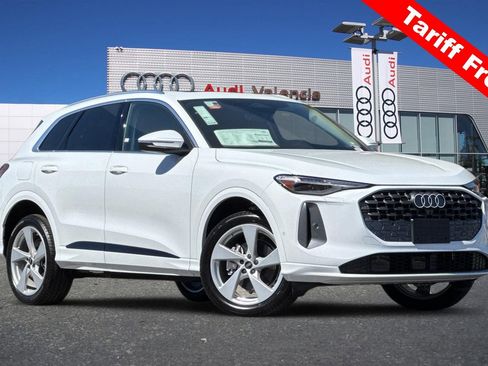 New 2025 Audi Q5 2.0T Premium Plus image 1