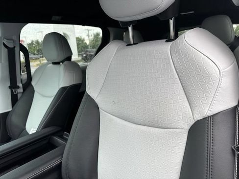 Certified 2026 Toyota Sienna XSE FWD image 8