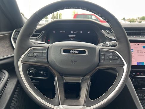 New 2026 Jeep Grand Cherokee L 4WD image 7