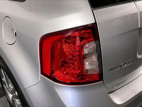 Used 2012 Ford Edge SEL image 40