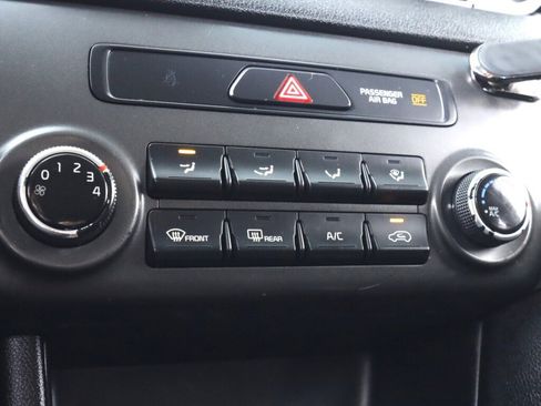 Used 2017 Kia Sportage LX image 20