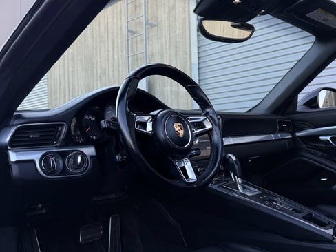 Used 2017 Porsche 911 Carrera S RWD image 19