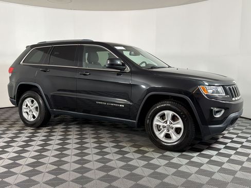 Used 2016 Jeep Grand Cherokee Laredo w/ Quick Order Package 23E RWD image 6