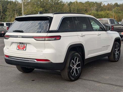 New 2025 Jeep Grand Cherokee Limited image 7
