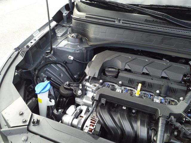 Used 2026 Hyundai Venue SEL FWD image 17