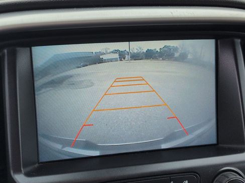 Used 2016 GMC Canyon SLT w/ Driver Alert Package image 19