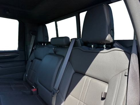 Used 2024 Chevrolet Silverado 3500 High Country w/ High Country Premium Package image 16