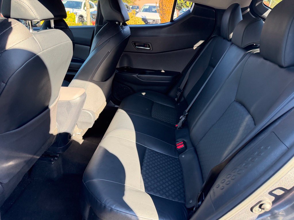 Certified 2022 Toyota C-HR Limited FWD image 17