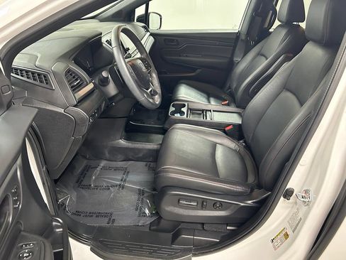 Certified 2024 Honda Odyssey Sport image 12