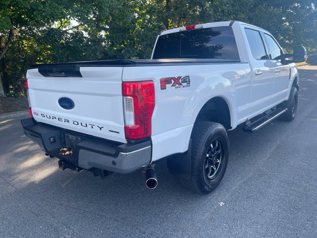 Used 2017 Ford F250 XLT w/ XLT Premium Package AWD/4WD image 5