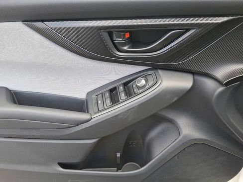 Used 2023 Subaru Crosstrek 2.0i Premium image 12