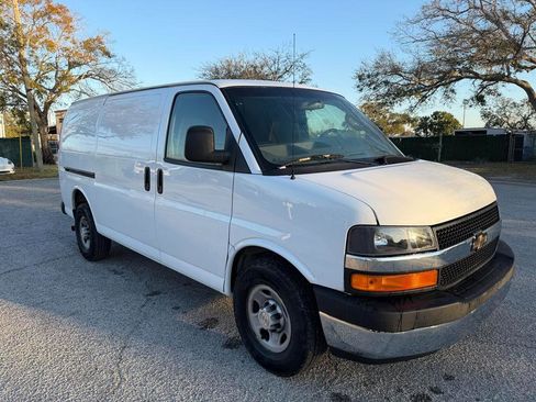 Used 2025 Chevrolet Express 2500 w/ Driver Convenience Package image 2