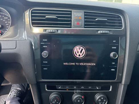Used 2019 Volkswagen Golf Alltrack SE AWD/4WD image 8