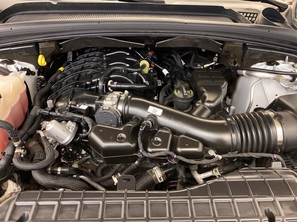 Used 2023 Jeep Grand Cherokee L Laredo RWD image 25