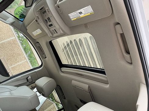 Used 2017 GMC Yukon Denali w/ Open Road Package AWD/4WD image 19