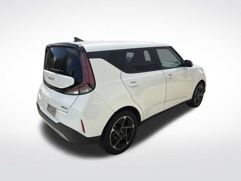 Used 2023 Kia Soul EX FWD image 9