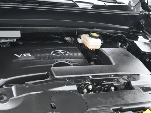 Used 2019 INFINITI QX60 Luxe w/ Essential Package image 27