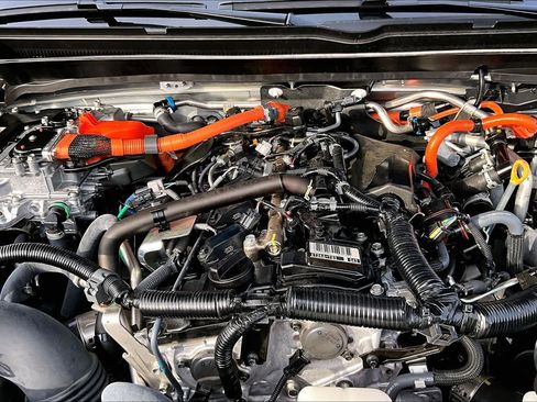 Used 2024 Toyota Tacoma Limited image 32