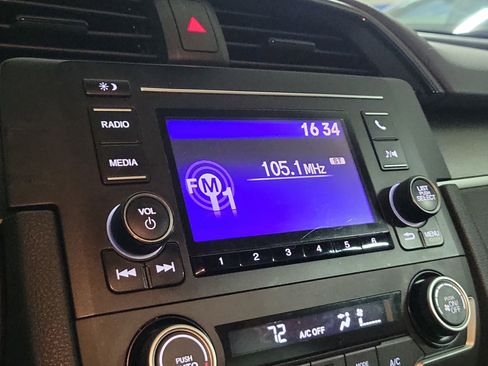 Used 2020 Honda Civic LX image 27