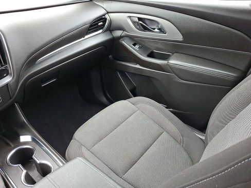 Certified 2023 Chevrolet Traverse LT image 13