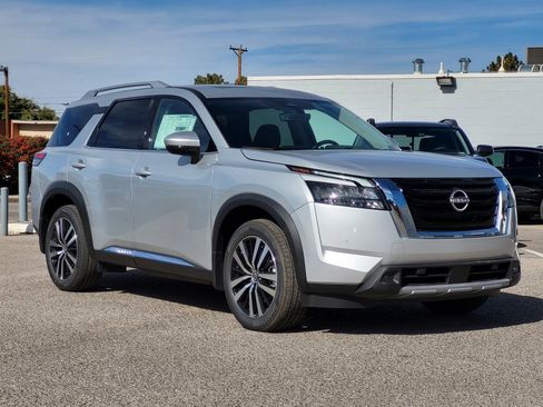 New 2025 Nissan Pathfinder Platinum w/ Lighting Package (N92) image 6
