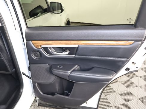 Used 2021 Honda CR-V Touring image 43