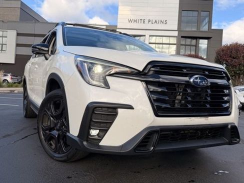 Used 2023 Subaru Ascent Onyx Edition Limited image 16