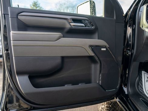 Used 2025 Chevrolet Silverado 2500 ZR2 w/ ZR2 Bison Edition image 21