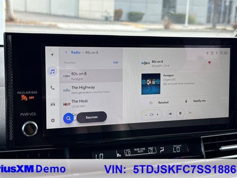 Certified 2025 Toyota Sienna XLE w/ XLE Plus Package AWD/4WD image 29