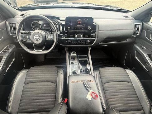 Used 2025 Nissan Pathfinder Rock Creek AWD/4WD image 11