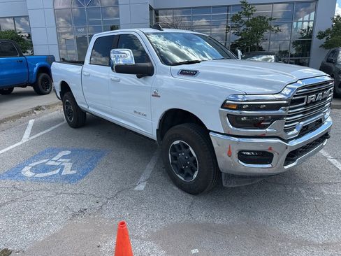 New 2025 RAM 3500 Laramie image 42