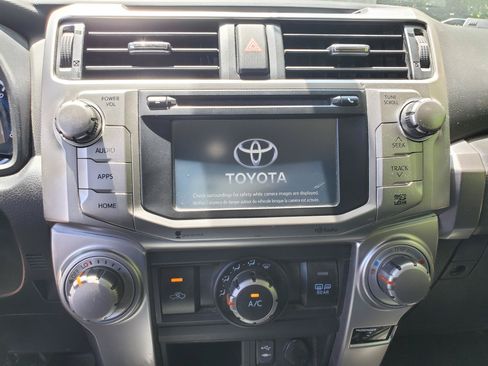 Used 2015 Toyota 4Runner SR5 RWD image 23