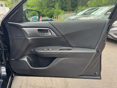 Used 2015 Honda Accord LX image 20