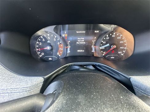 Used 2024 Jeep Compass Latitude image 10