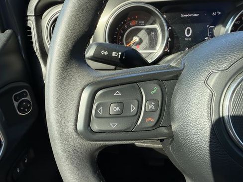 Used 2023 Jeep Wrangler Sport S image 16
